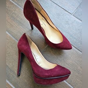 Velvet burgundy heels, size 8